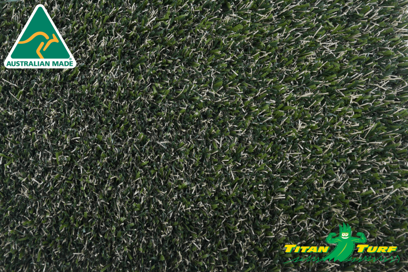 Close up image of Australian Made Pet Friendly Artificial Grass. Product name is 4 Paws. Two lgos. Top left Australian Made, bottom right Titan Turf